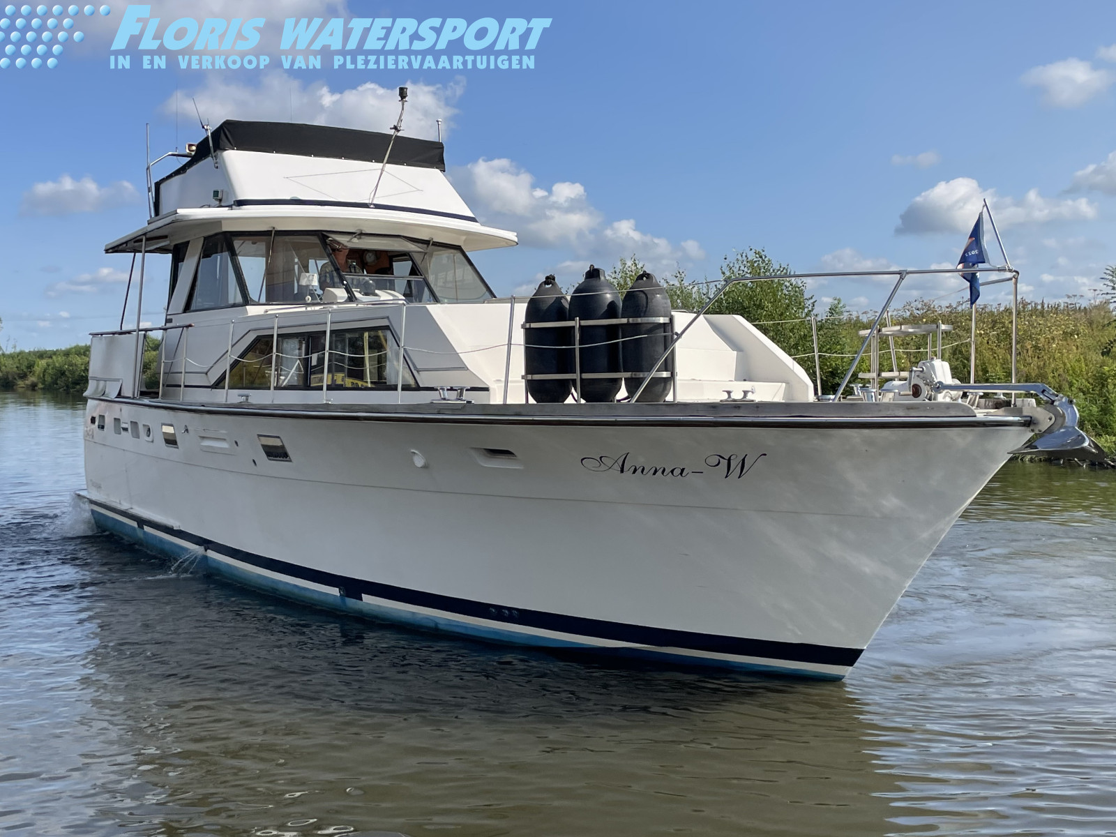 Trojan  44 Pilothouse