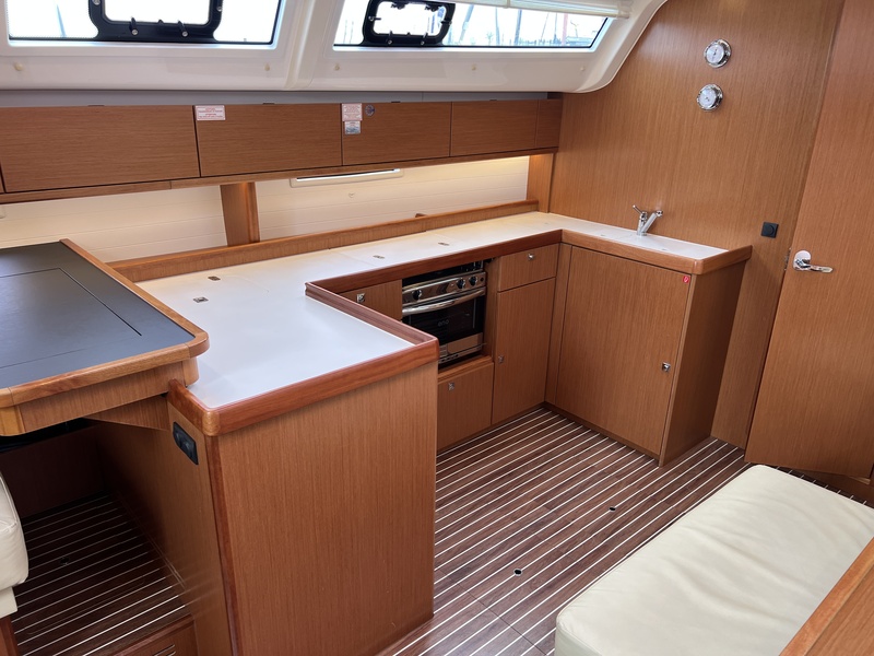foto: 30 Bavaria Cruiser 51