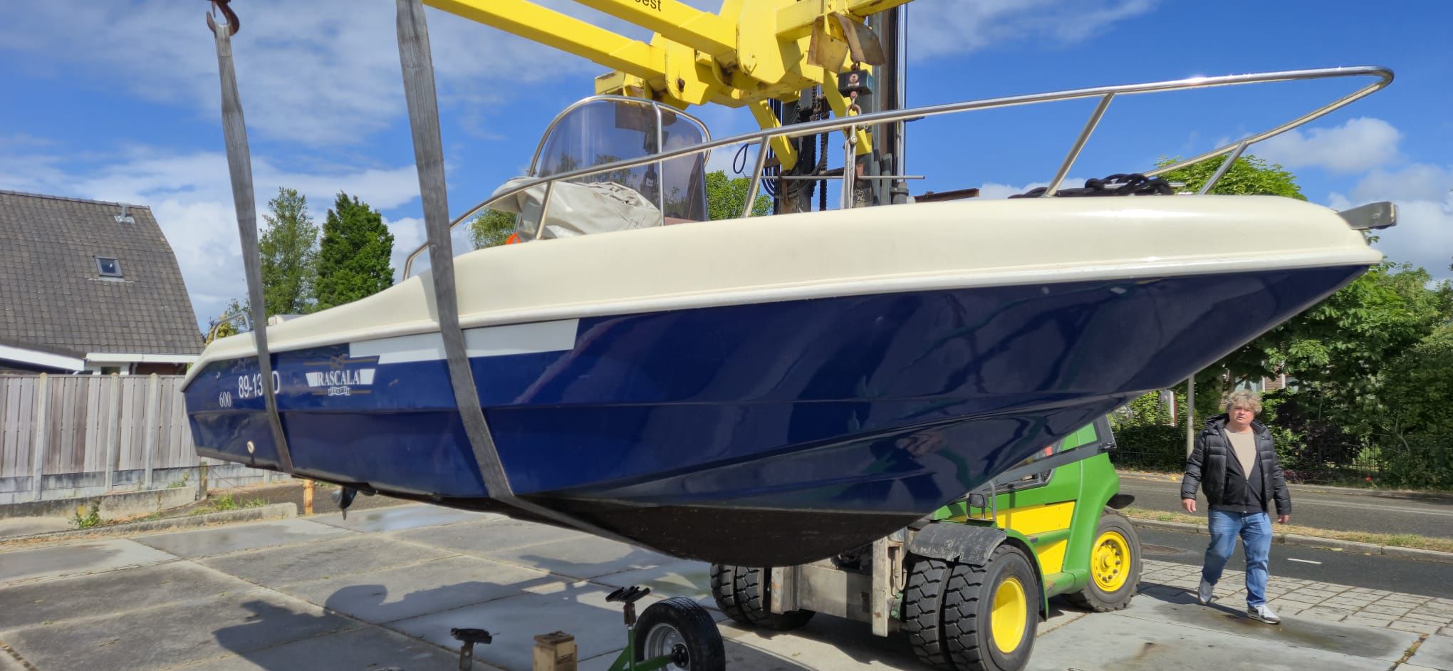 foto: 11 Rascala  futurama 600