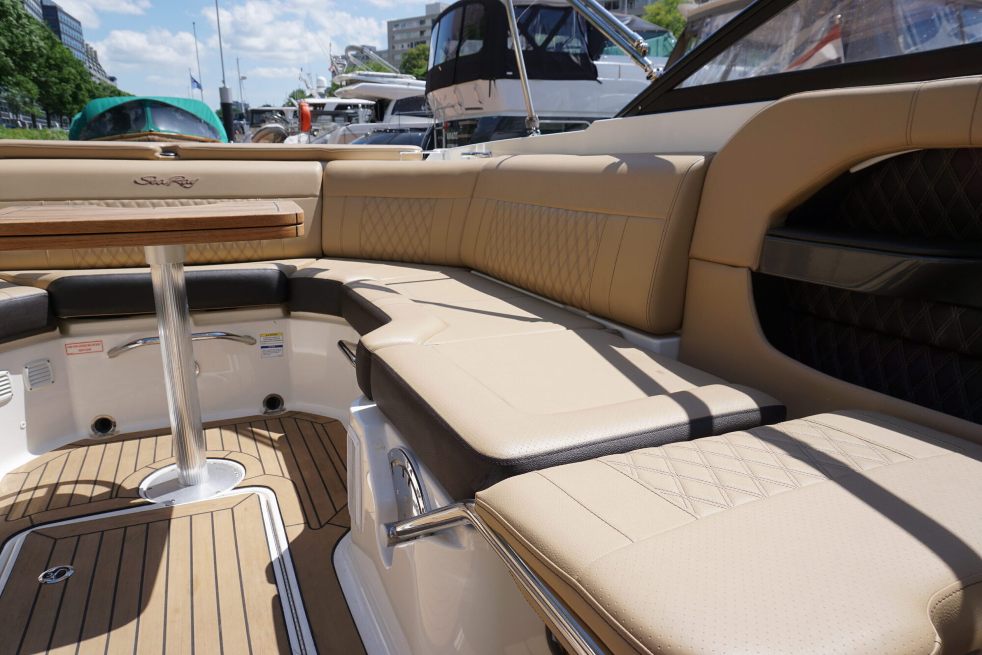 foto: 25 Sea Ray Sea Ray 250 SLX
