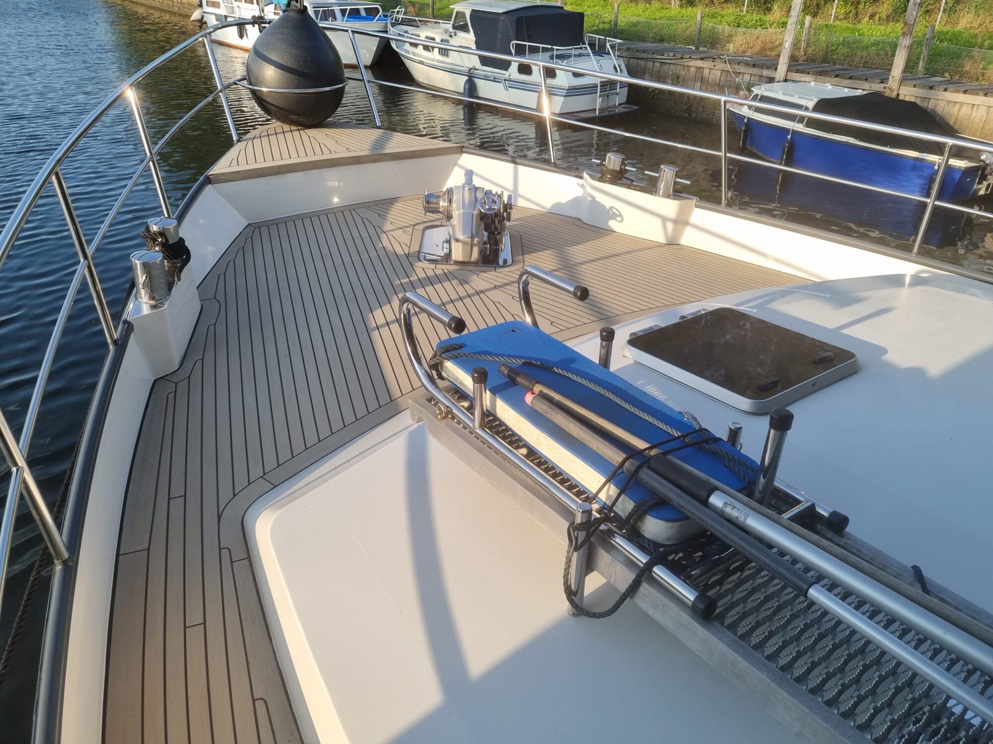 foto: 99 Custen Custen Kruiser 18.00 VS