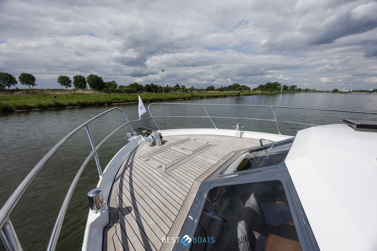 foto: 43 Linssen 37 SE