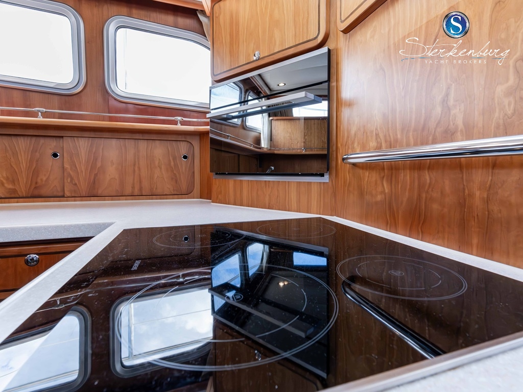 foto: 36 Linssen Grand Sturdy 470 AC MK II Diamond Edition