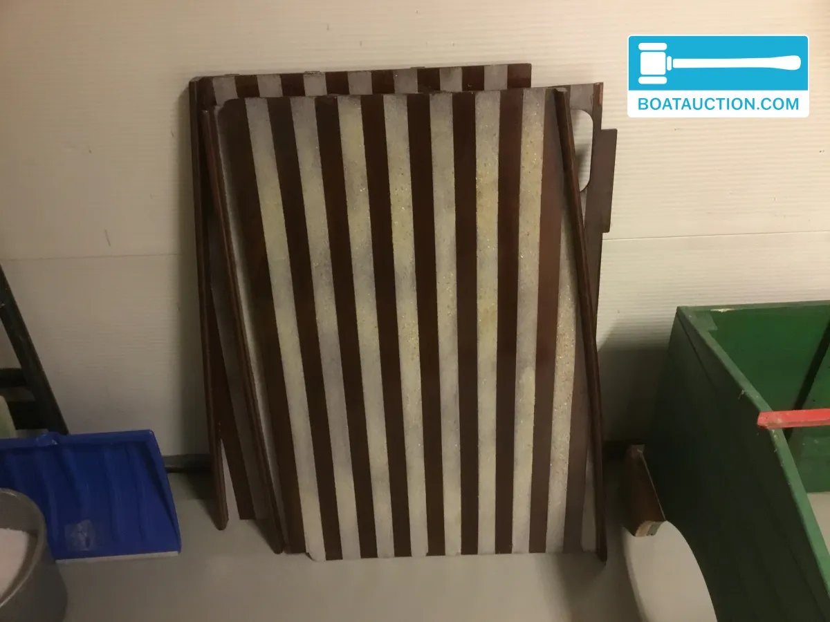 foto: 34 Spanker 712