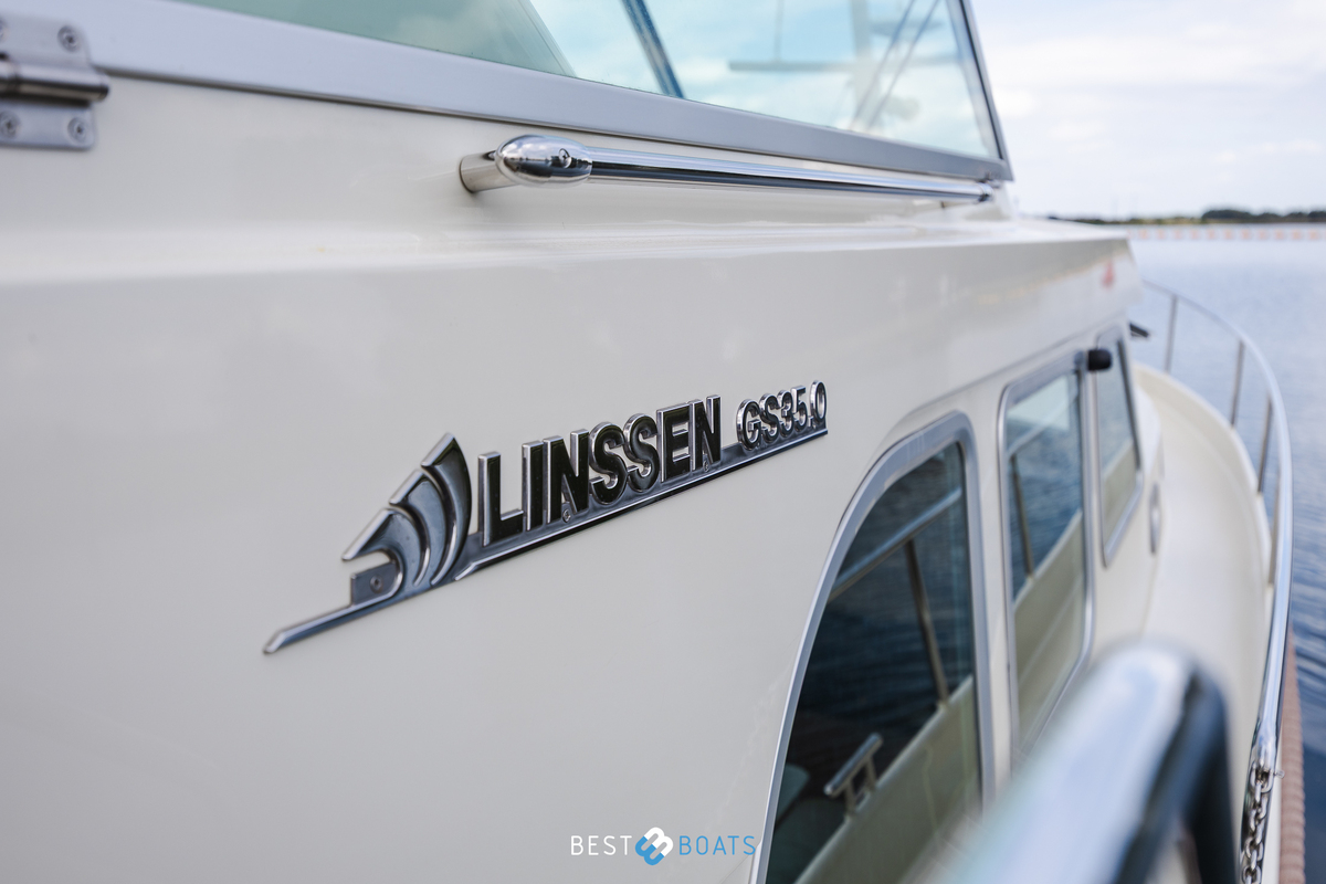 foto: 38 Linssen Grand Sturdy 35.0 AC