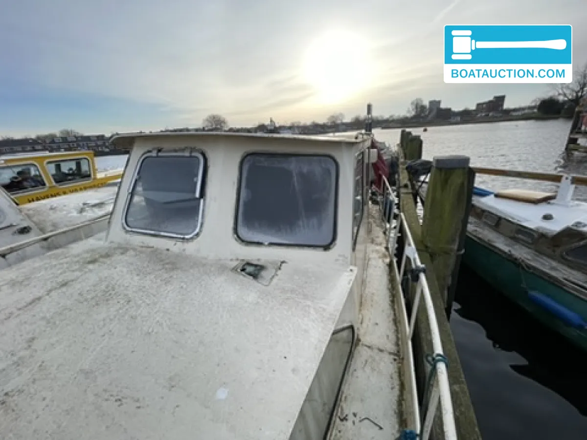 foto: 6 Motorboat 800