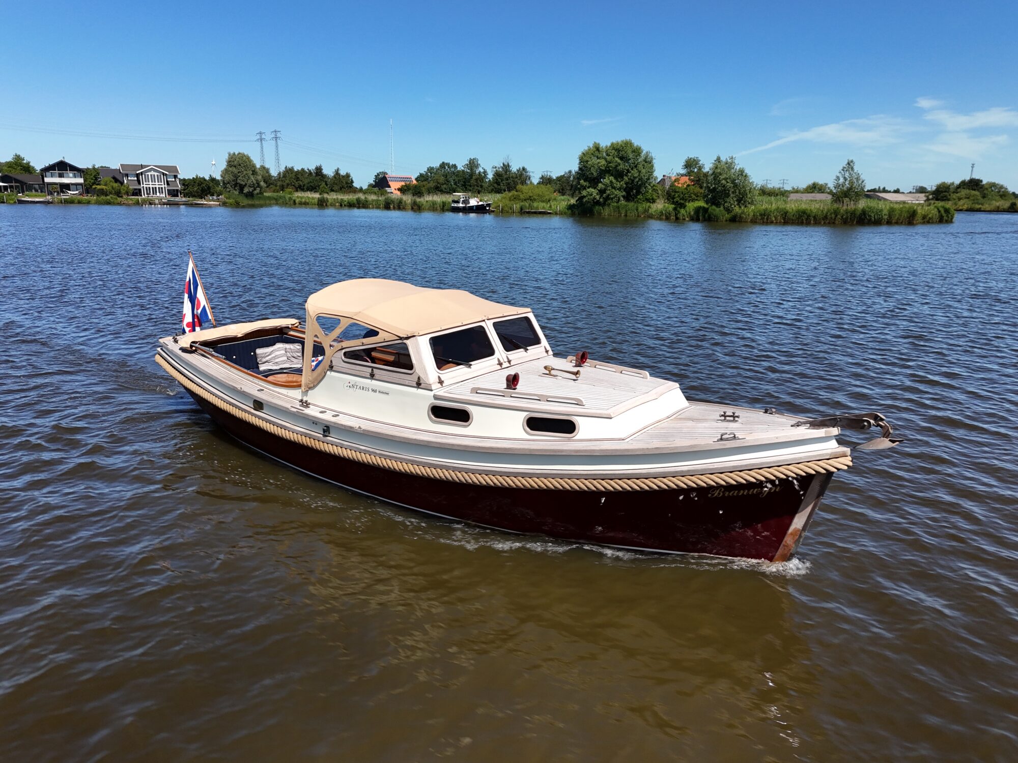 foto: 81 Antaris Antaris Windscheer 9.60 OK