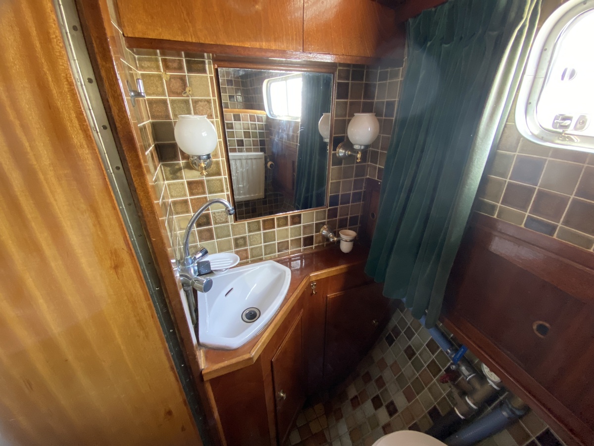 foto: 36 Gillissen  1130 AK Spiegelkotter