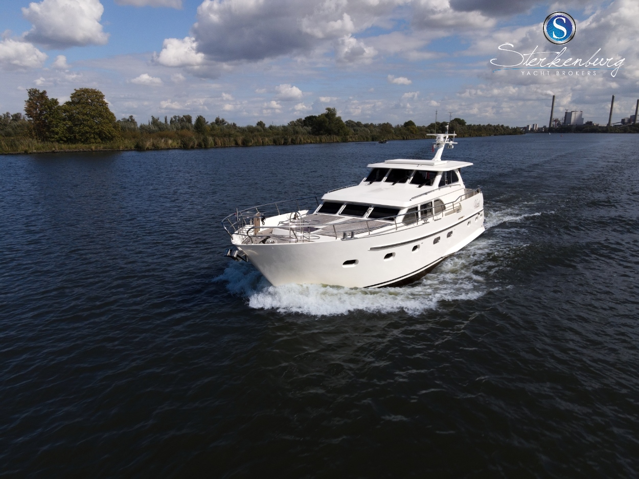 foto: 35 Valk Valk Continental 15.50 FR