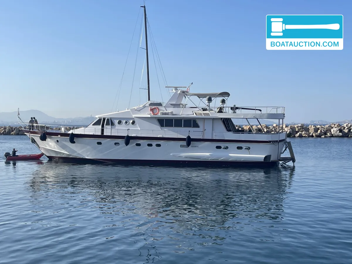 hoofdfoto: 1 Admiral 25