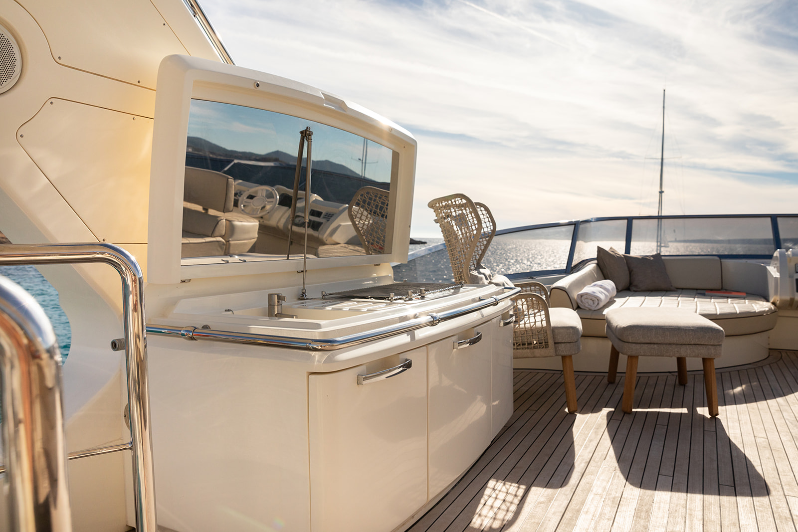 foto: 39 Azimut 75 Flybridge, first launched 2013, fin stabilized