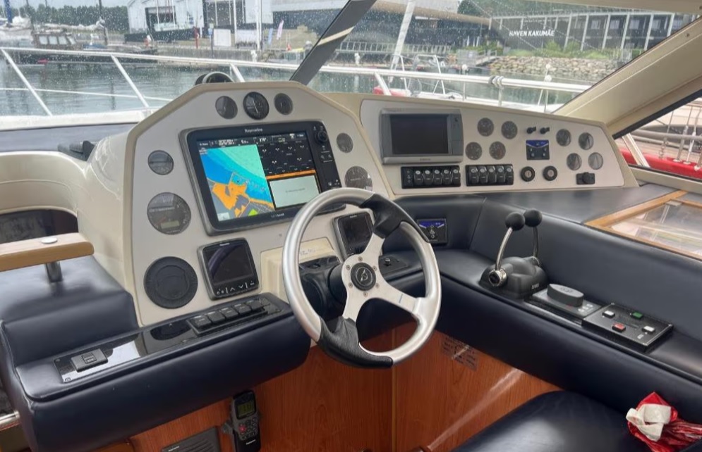 foto: 4 Sealine C39