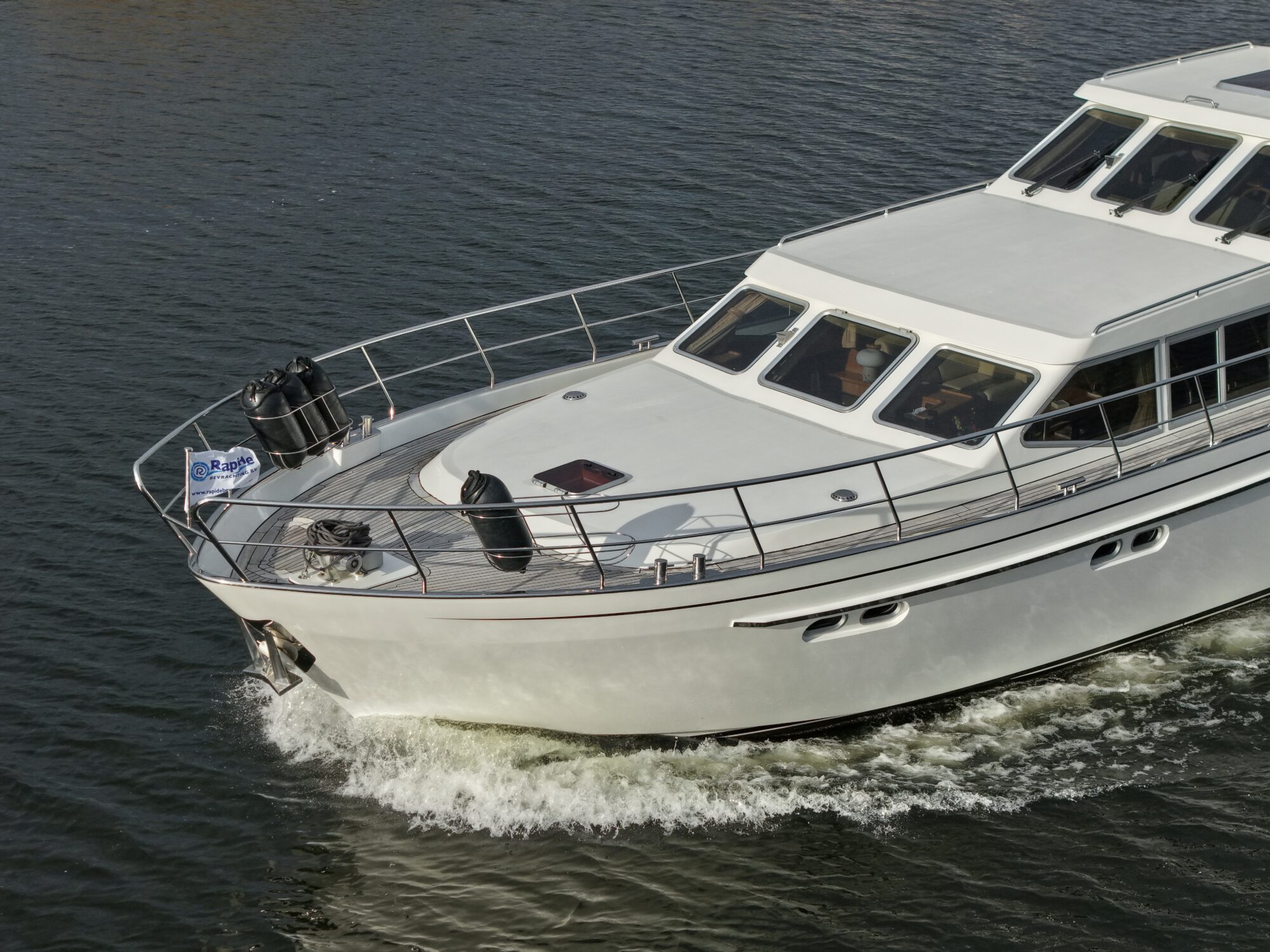 foto: 87 Van den Hoven Van den Hoven Exclusive 18.00 VS