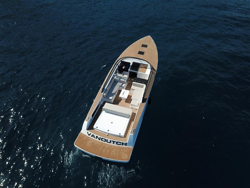 foto: 24 Vandutch 48