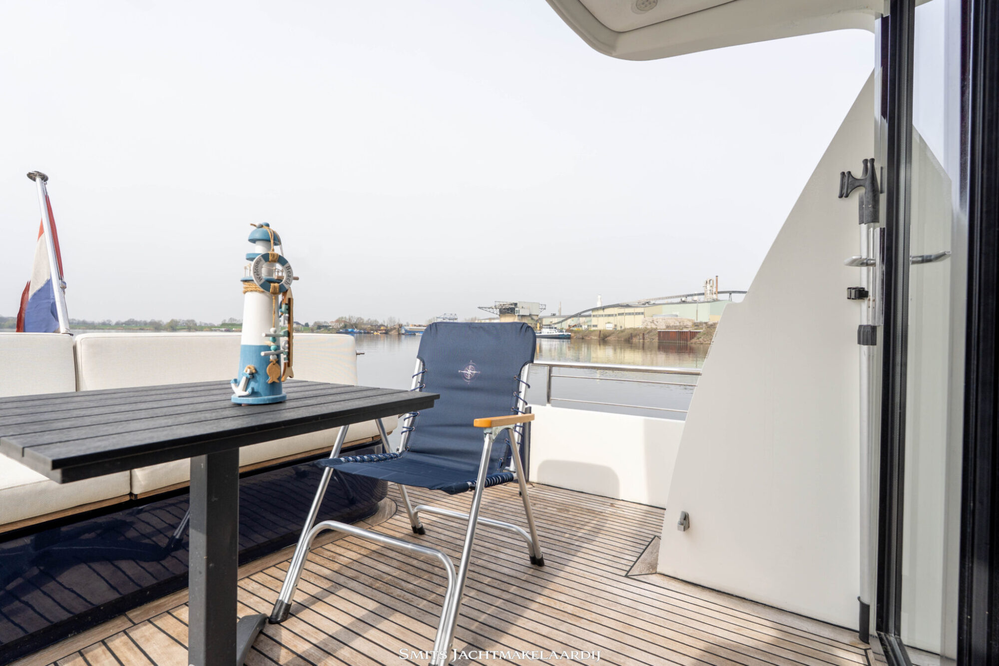 foto: 72 Pacific Pacific Allure 148 VS