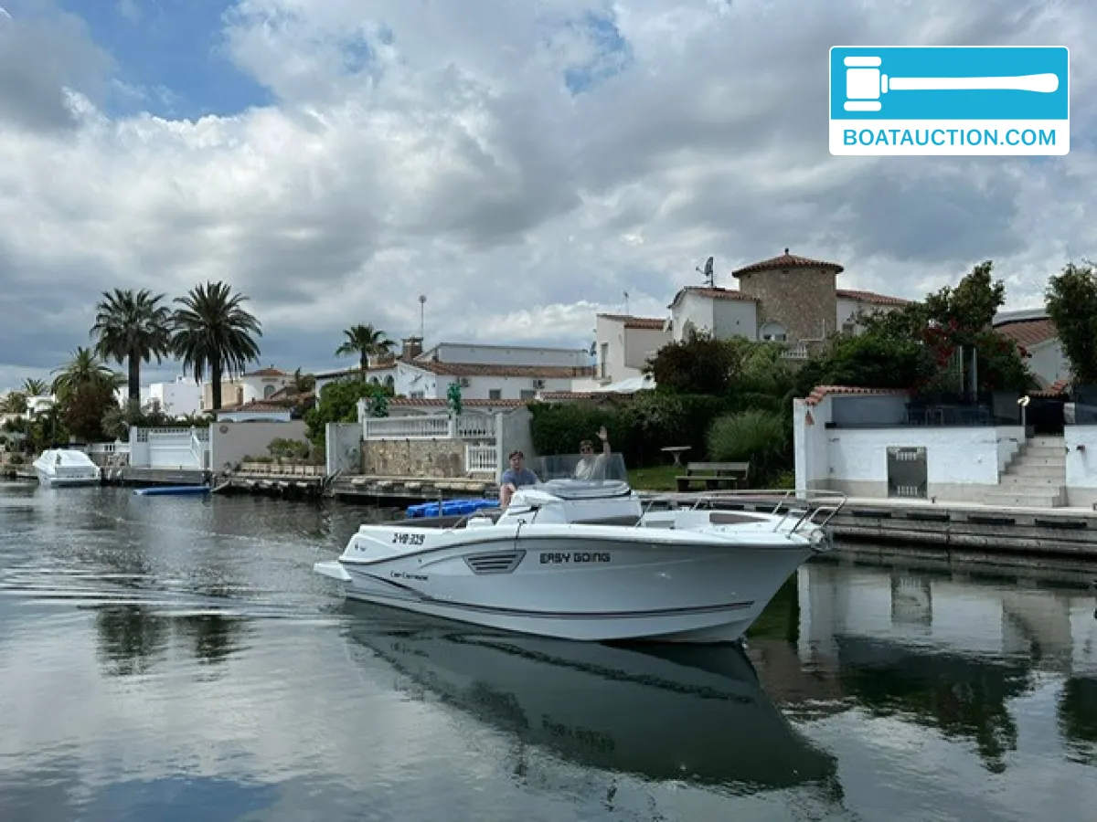 foto: 19 Jeanneau Cap Camarat 8.5CC