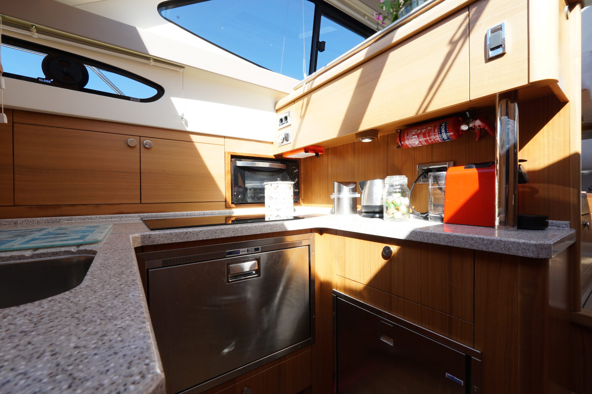 foto: 43 Haines Haines 32 Offshore