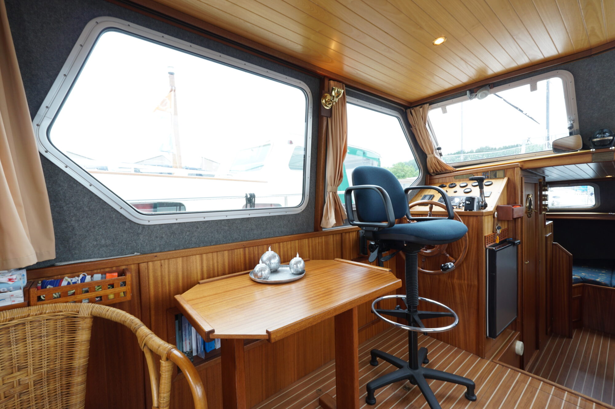 foto: 35 Bege Bege Kruiser 9.00 OK