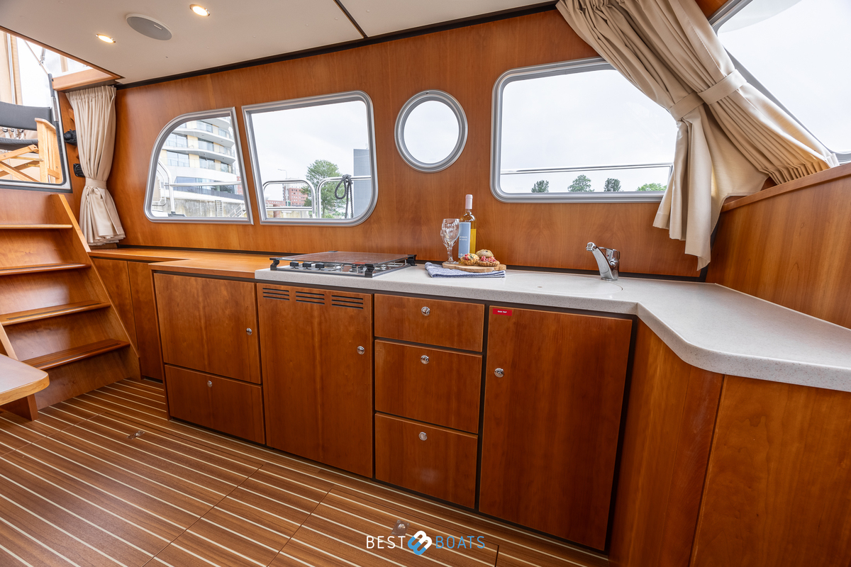 foto: 29 Linssen Grand Sturdy 34.9 AC