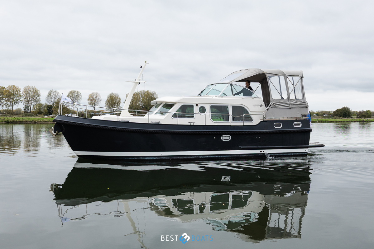 foto: 38 Linssen Grand Sturdy 34.9 AC
