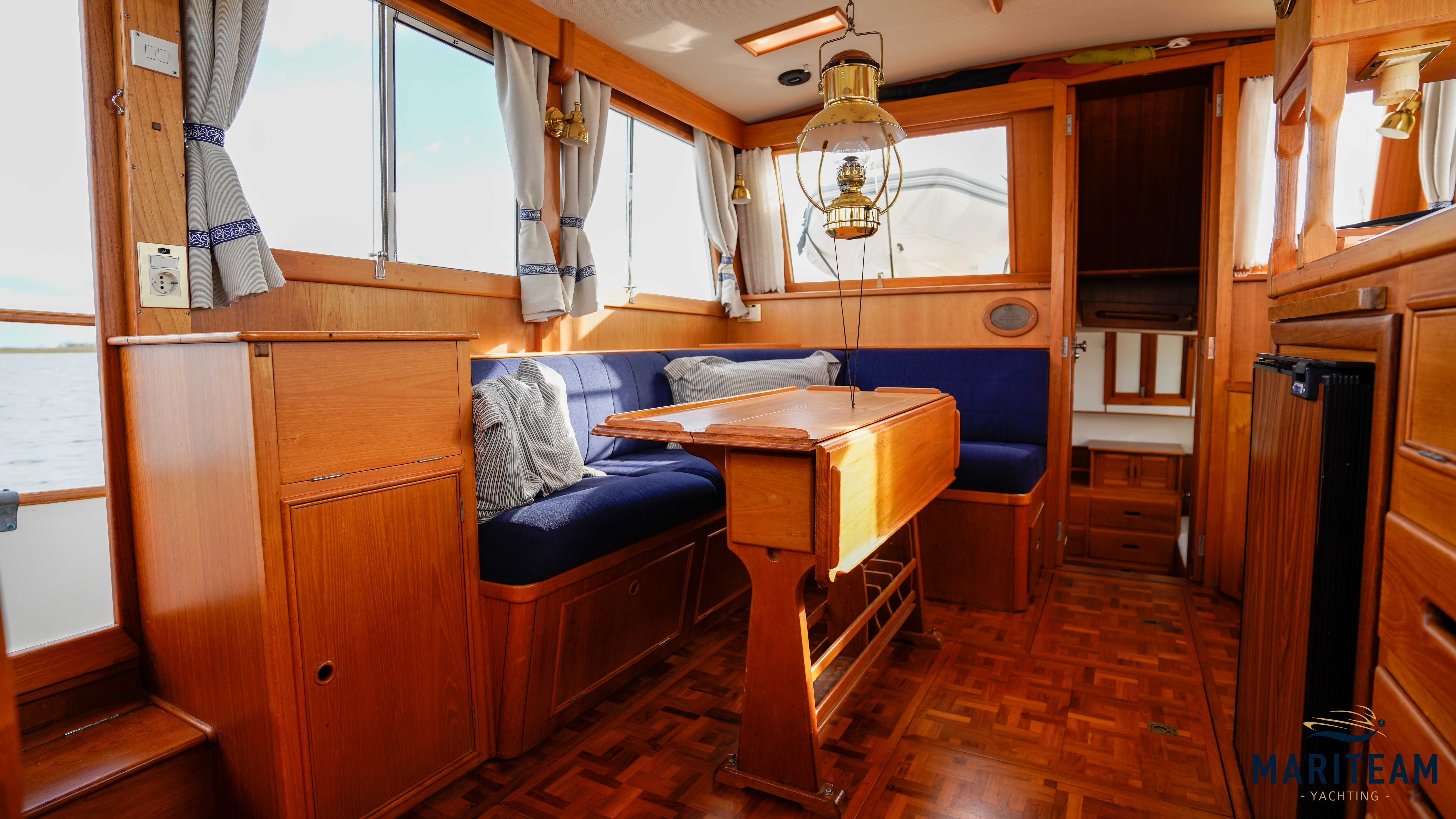 foto: 7 Grand Banks 36 classic