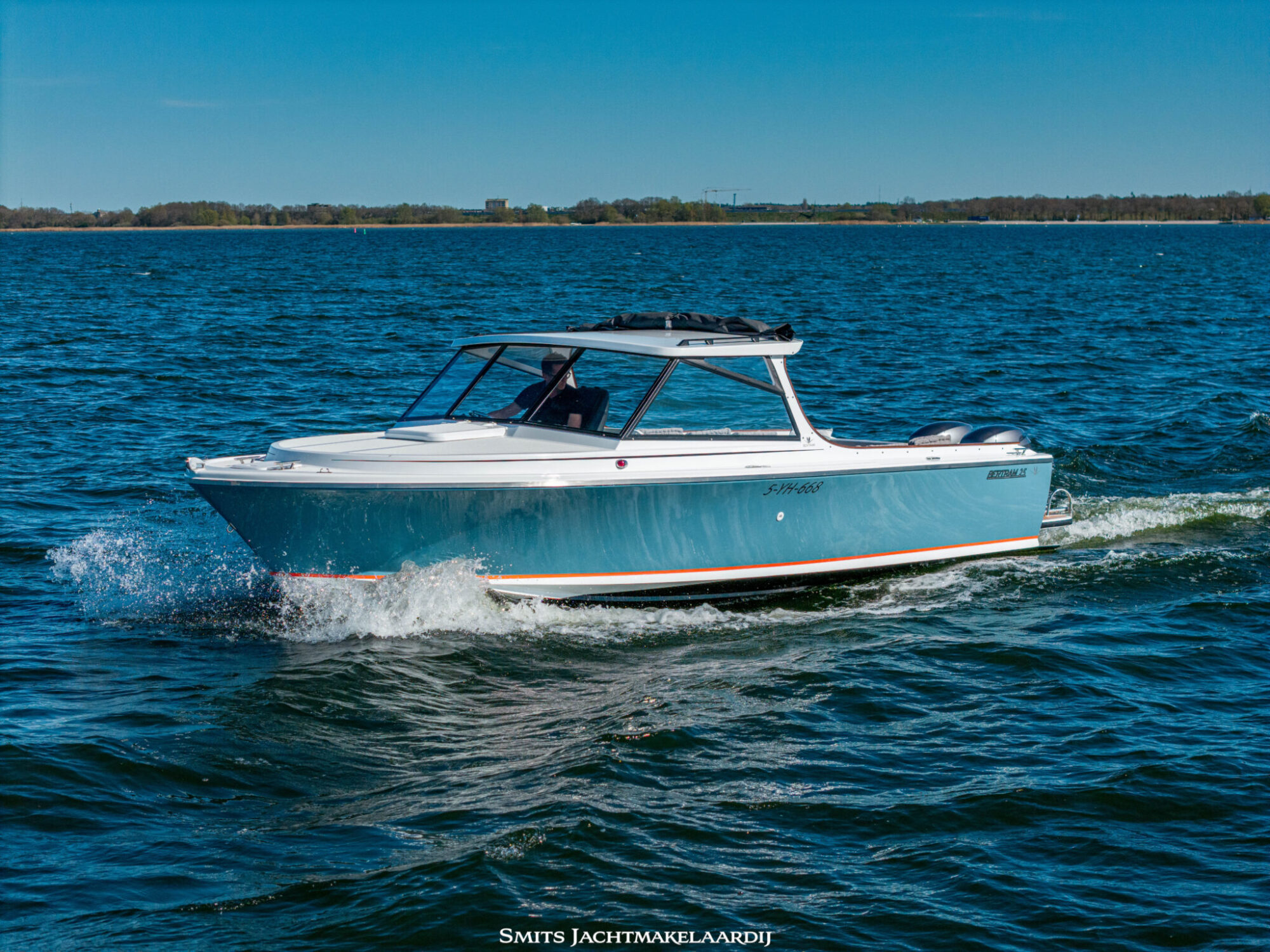 foto: 78 Bertram Bertram 25