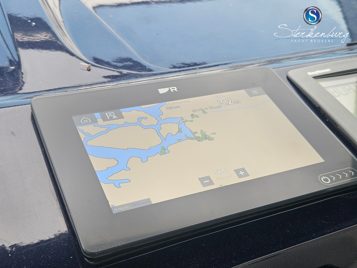foto: 27 Sealine S37