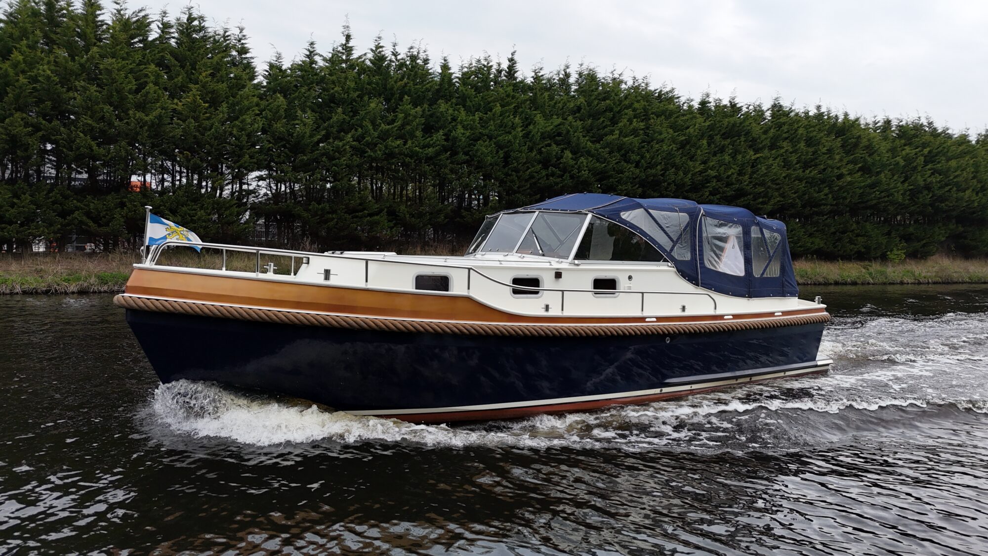 foto: 38 Vedette Vedette 8.80 OK Spiegeldeur