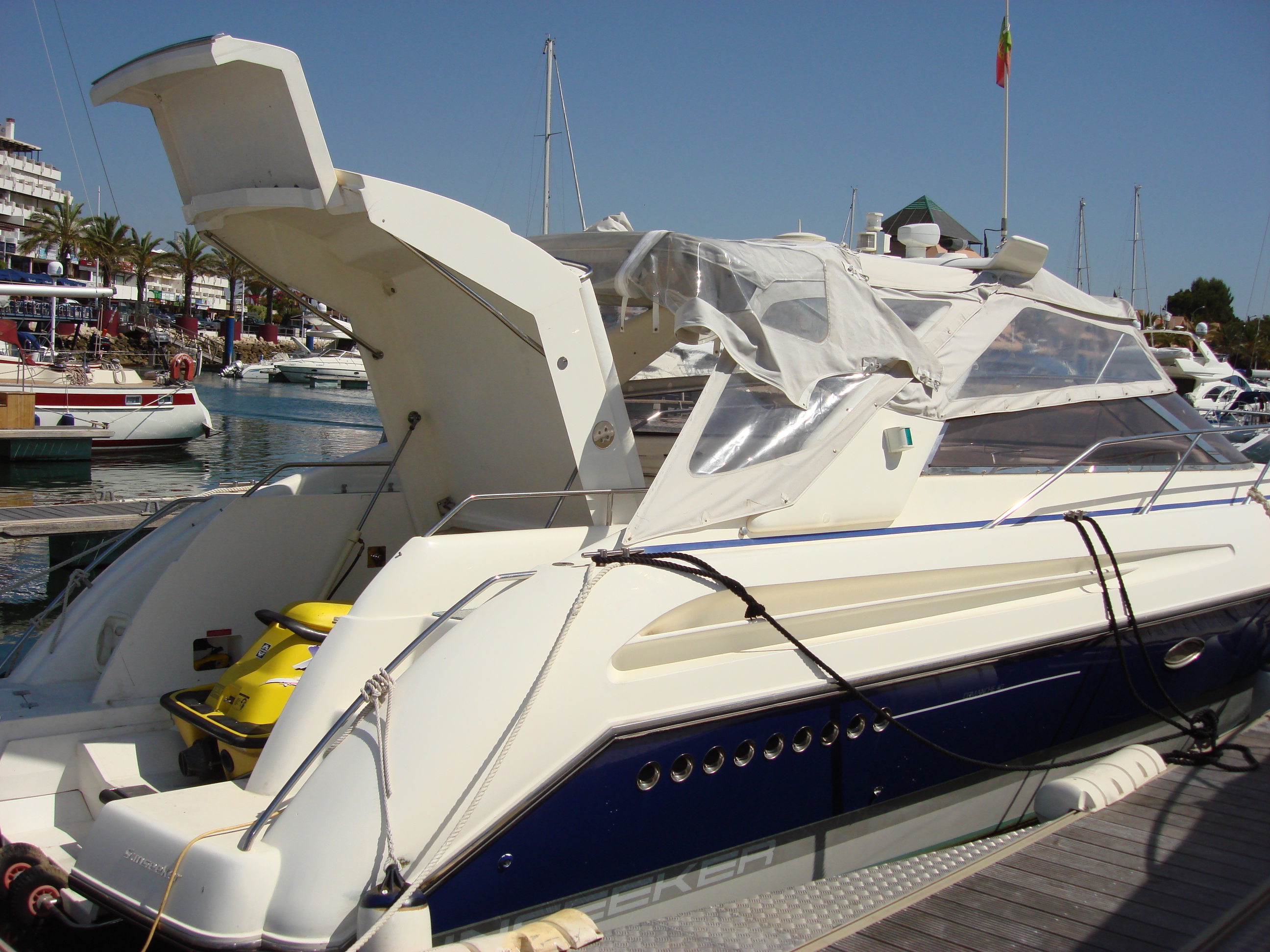 foto: 22 Sunseeker Comanche 40