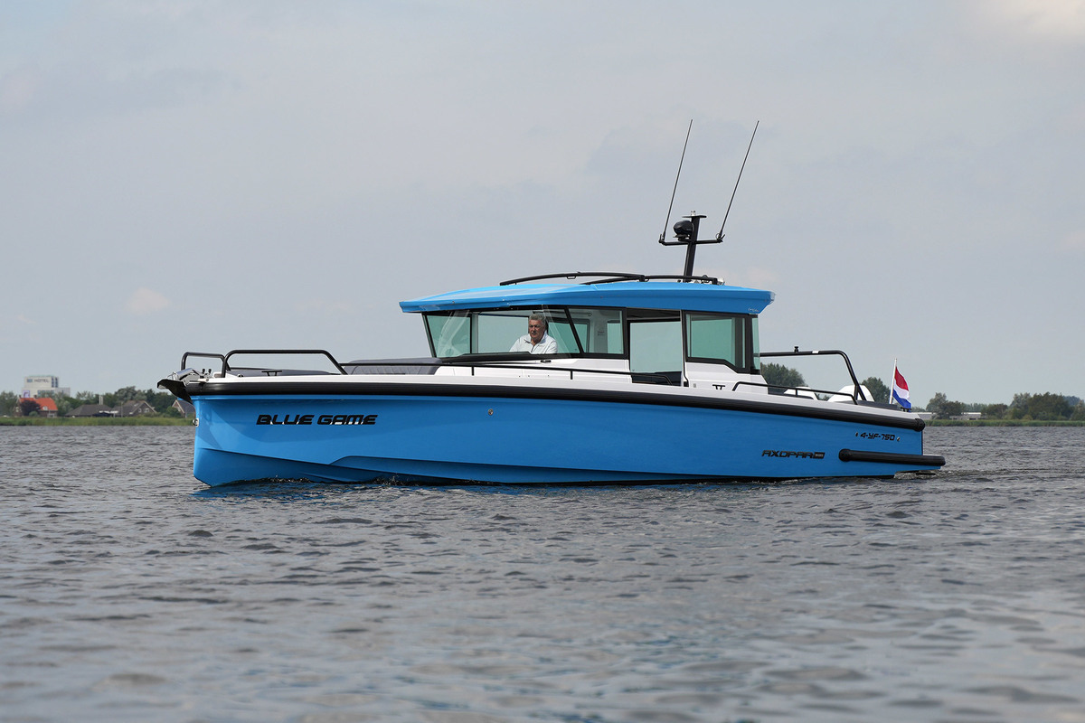 foto: 56 Axopar 37 XC Cross Cabin