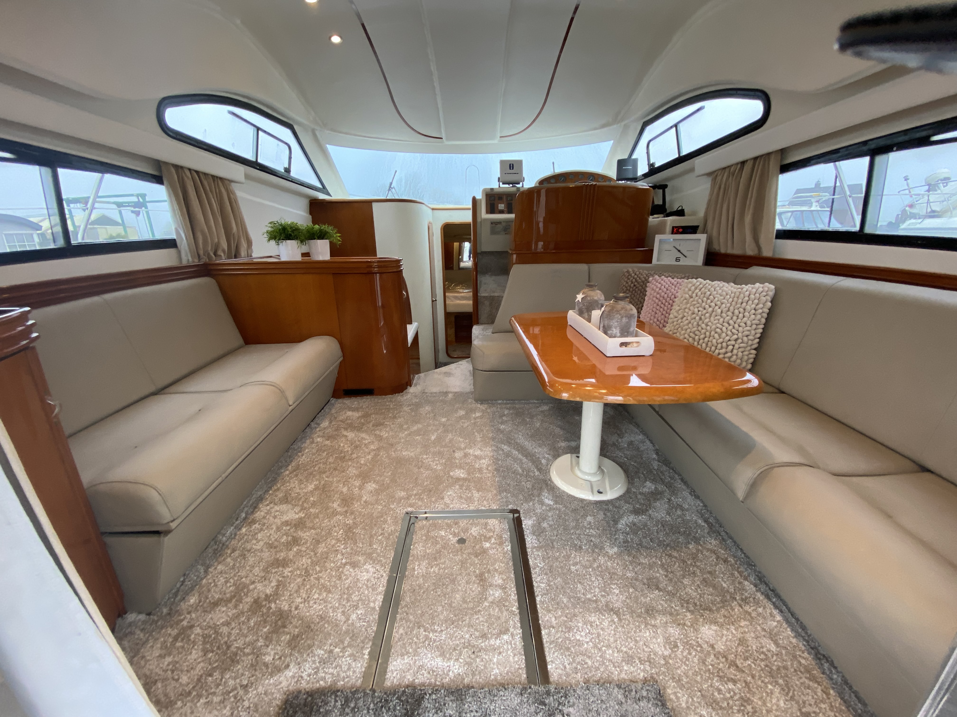 foto: 33 Astondoa  40 Fly