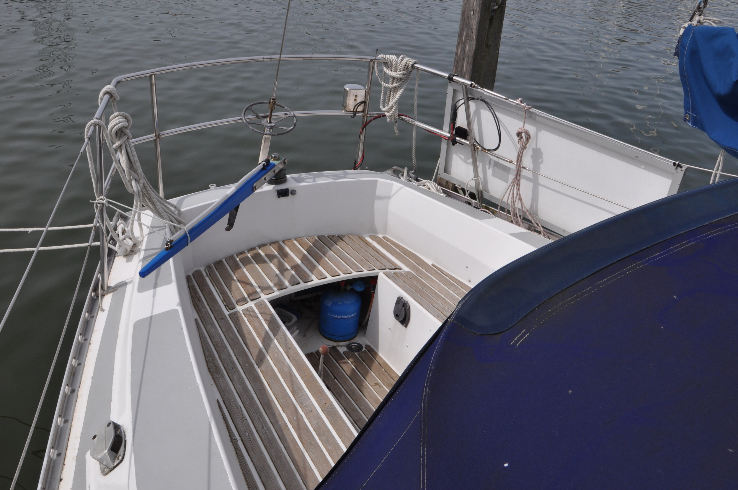 foto: 21 Standfast 33