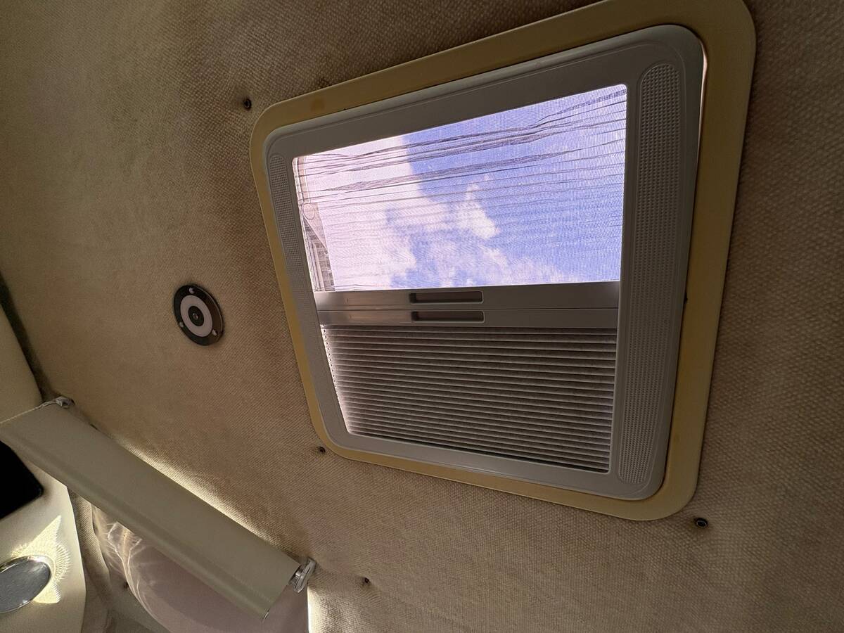 foto: 28 Bayliner 2855 CIERA