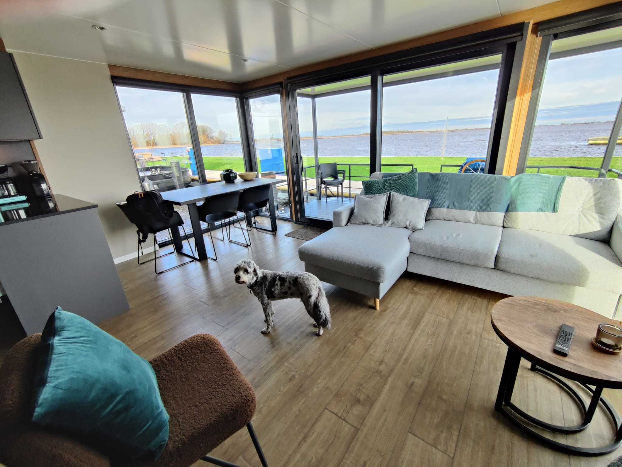 foto: 53 Castalia Met Koopligplaats 1460 X 500 Special Houseboat