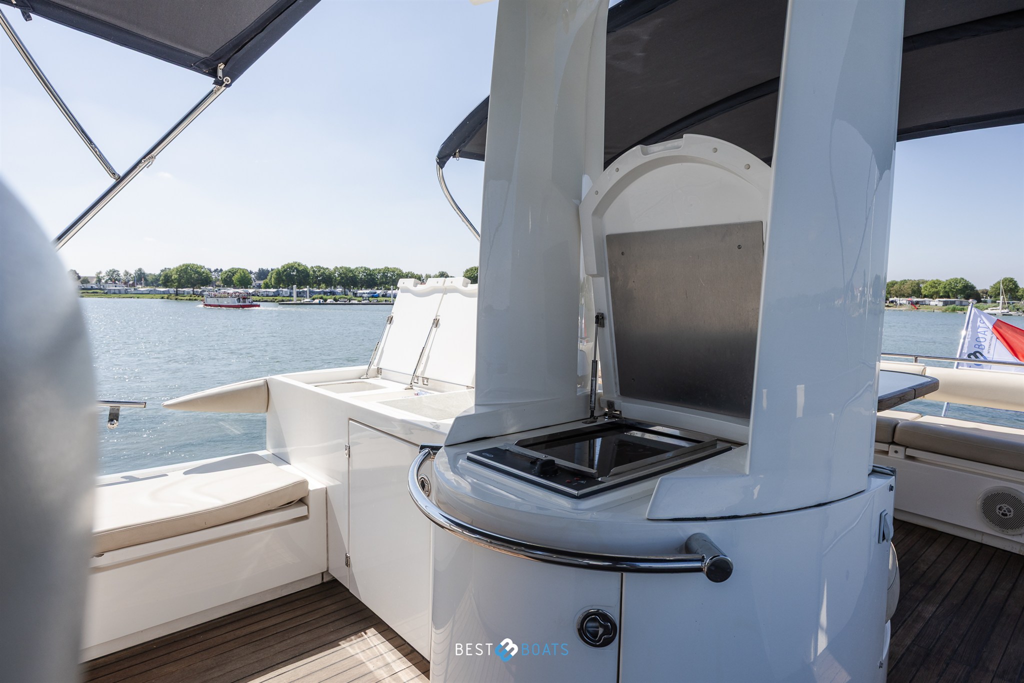 foto: 37 Fairline 58 Squadron