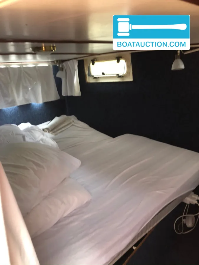 foto: 18 Motorboat 960