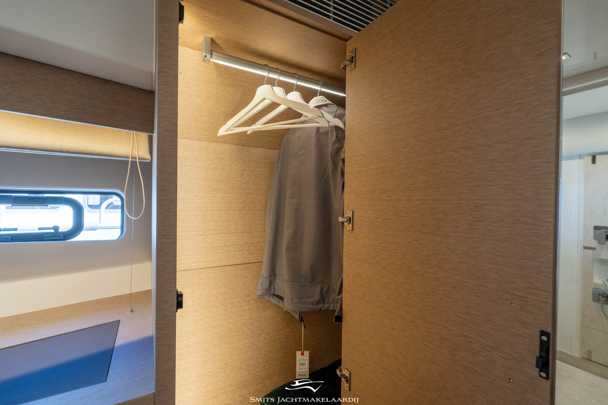 foto: 207 Prestige Prestige 590 Flybridge