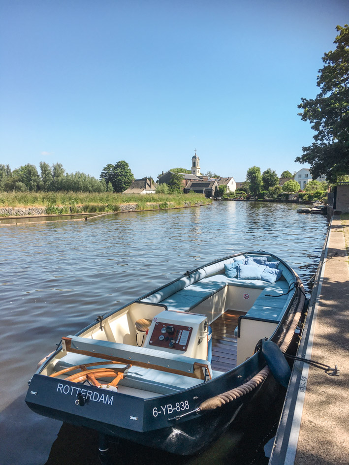foto: 11 Elektrische Sloep 6.10 (Zeus) 