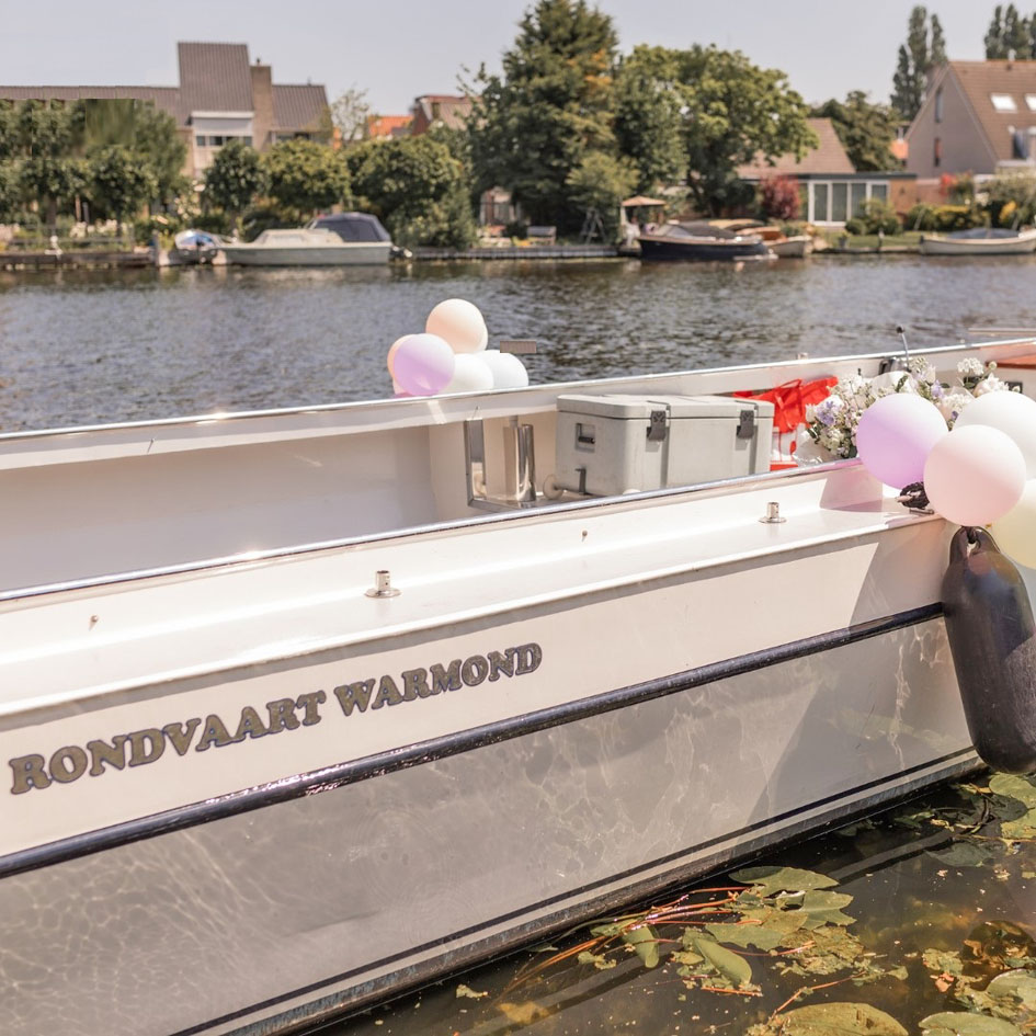 foto: 16 Open Rondvaartboot 35 gasten