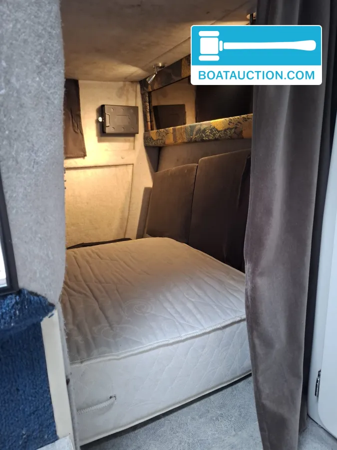 foto: 30 Chaparral 2370 SL