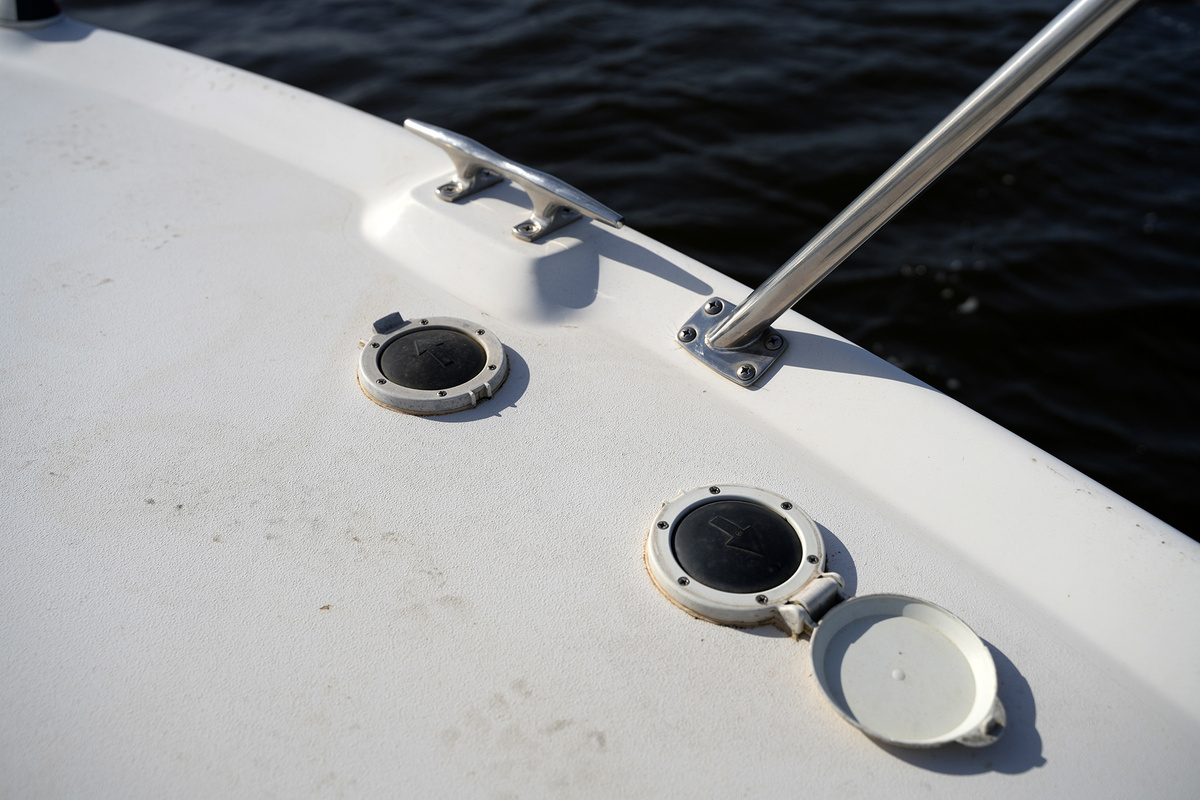 foto: 42 Sea Ray 330 Express Cruiser