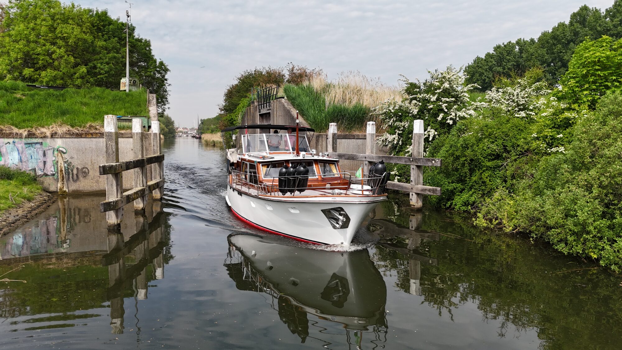 foto: 130 Lowland Lowland Rondspant Kruiser 13.00 AK Cabrio