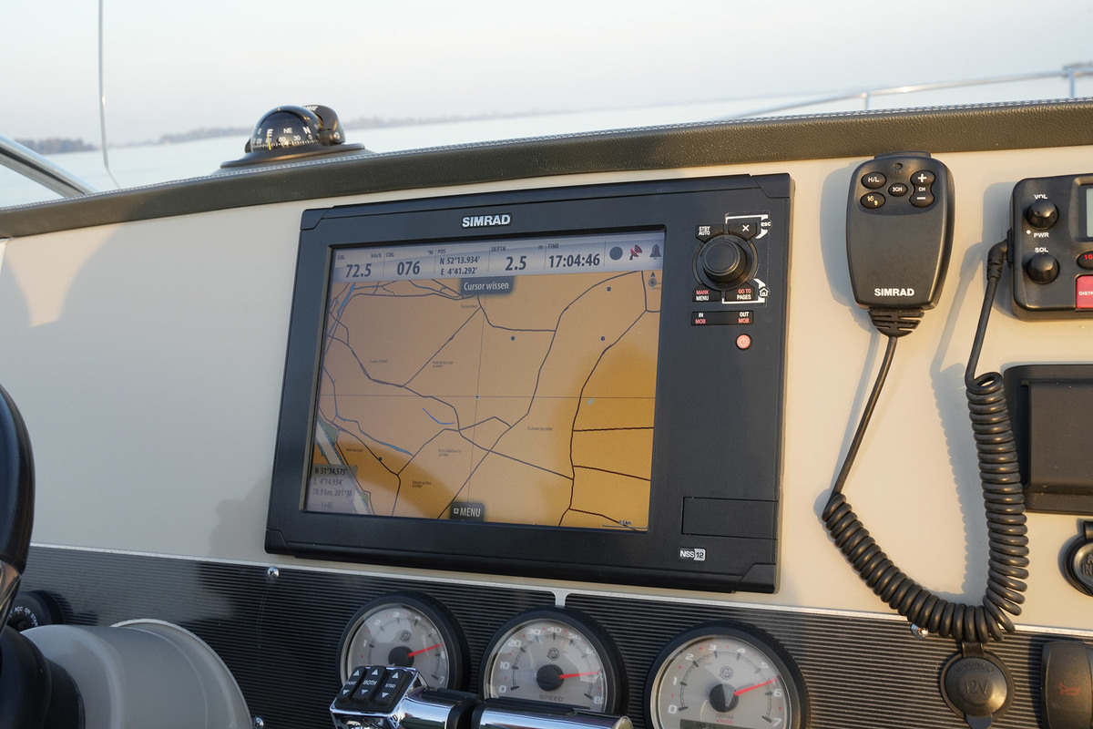 foto: 58 Boston Whaler 270 Dauntless
