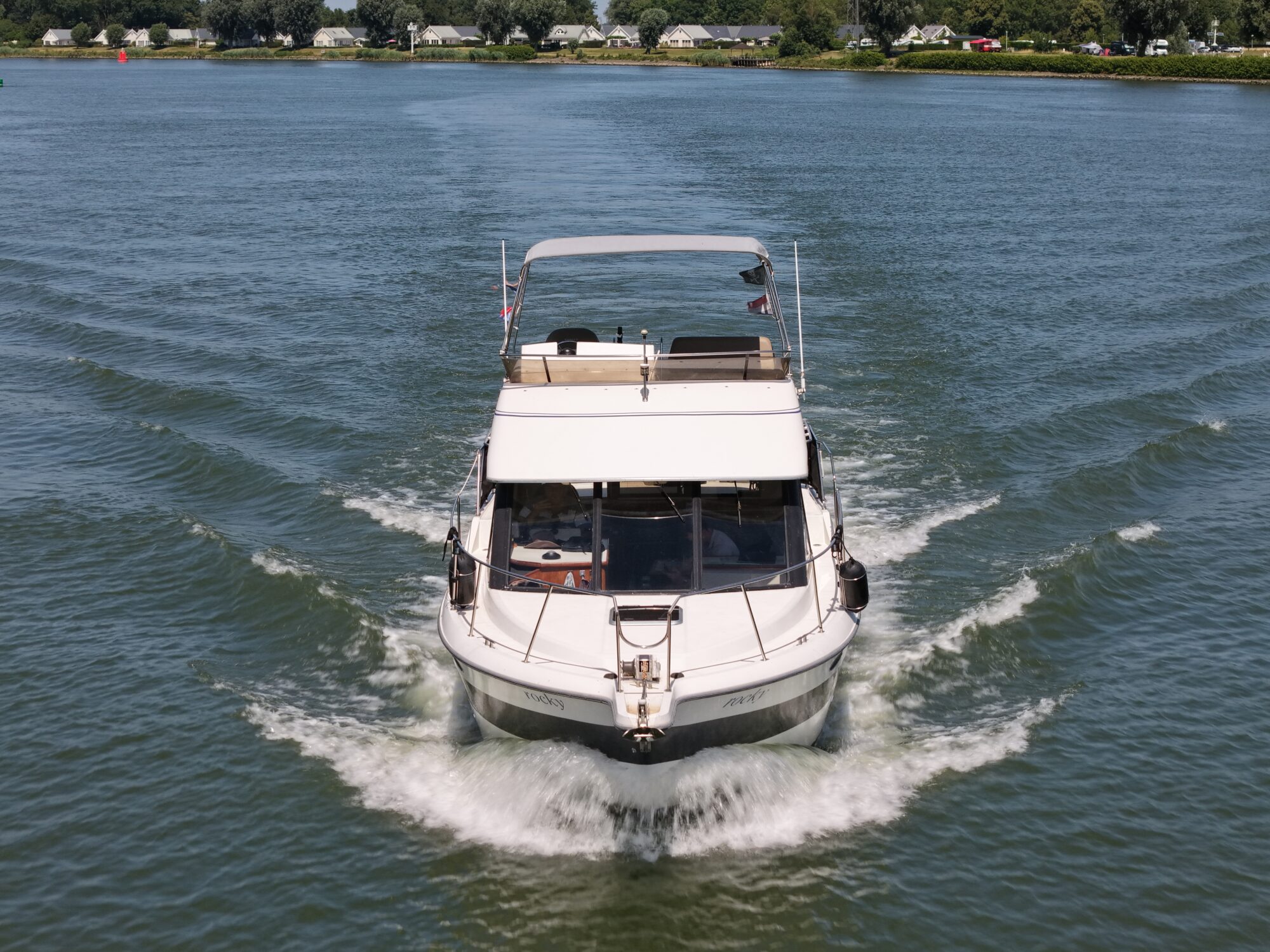 foto: 56 Carver Carver 28 Flybridge