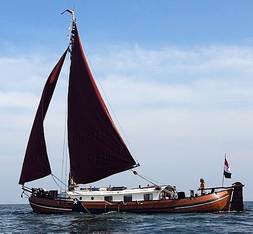 foto: 14 Tjalk Varend Woonschip