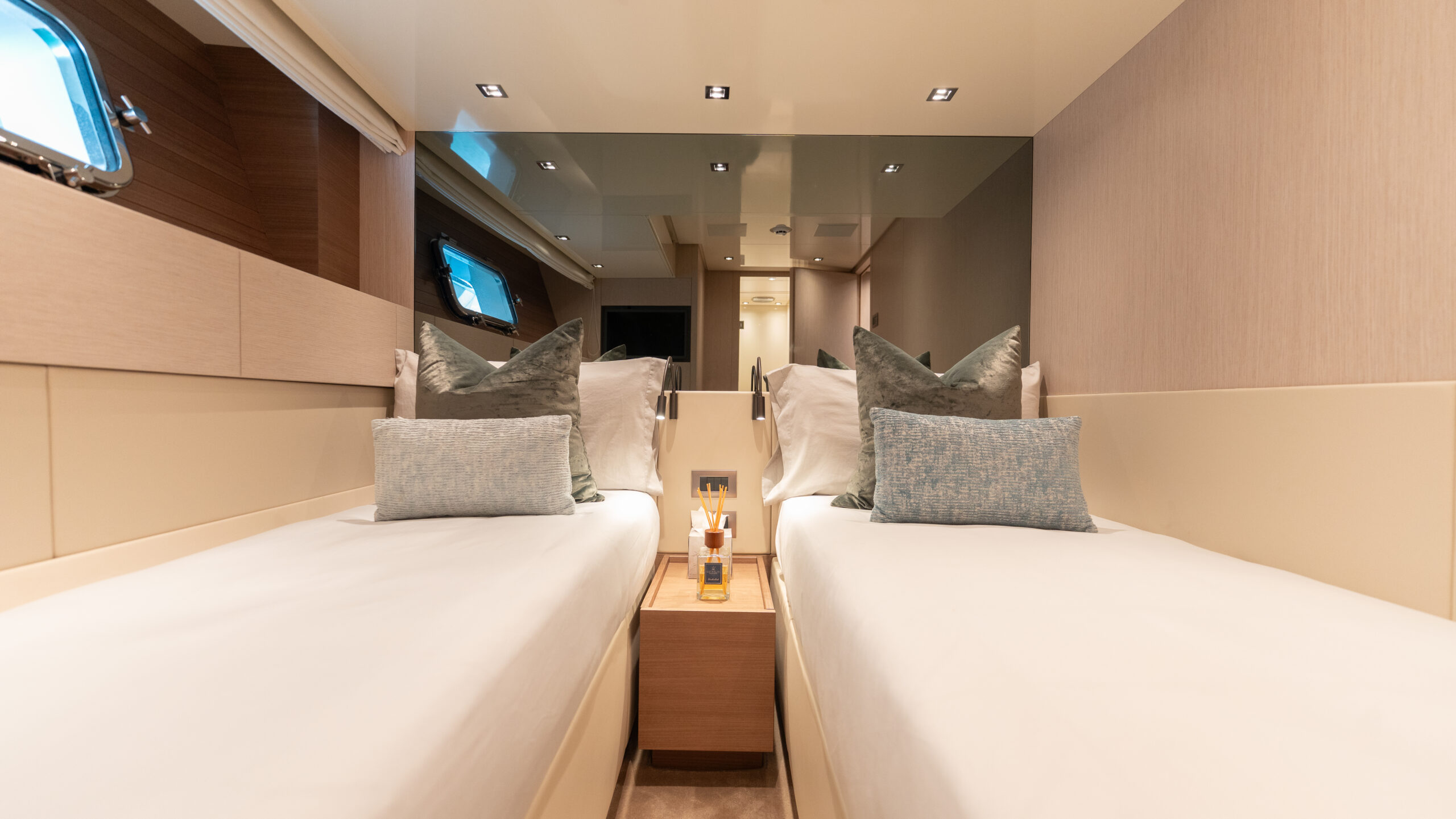 foto: 83 Sanlorenzo SX88