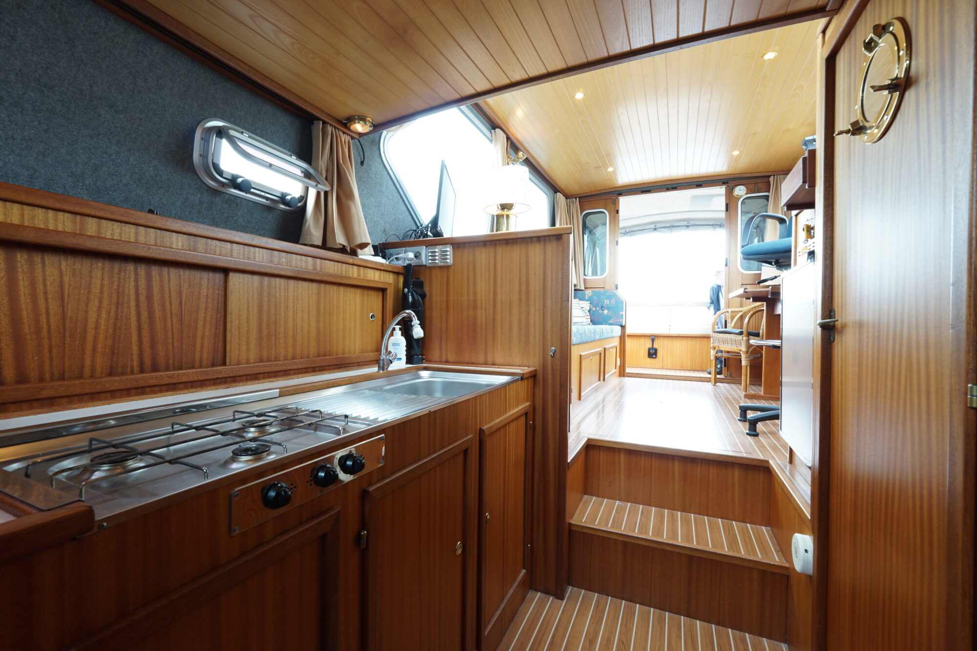 foto: 36 Bege Bege Kruiser 9.00 OK