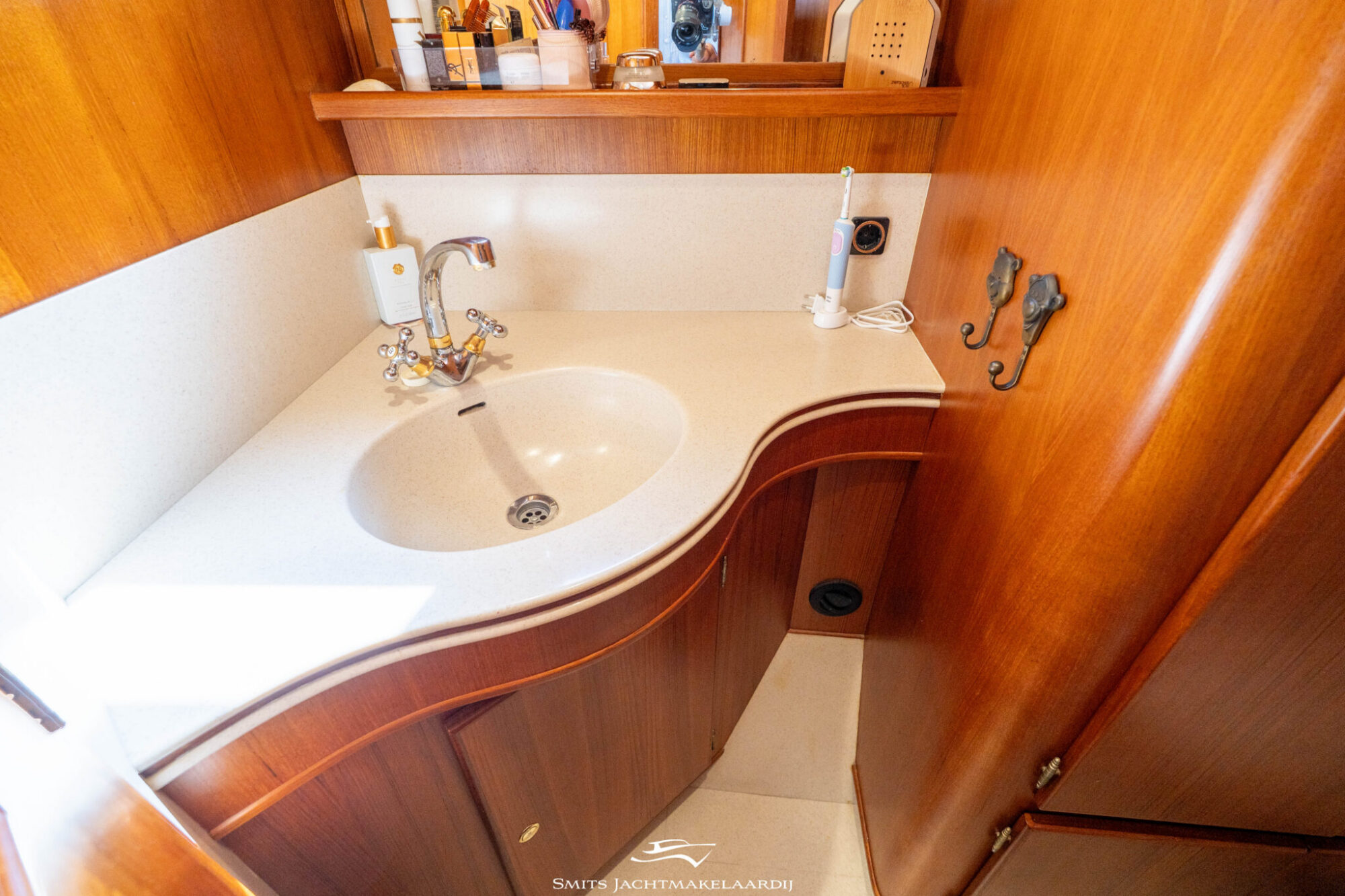 foto: 90 Holterman Holterman Trawler 13.50 Royal Class Cabrio