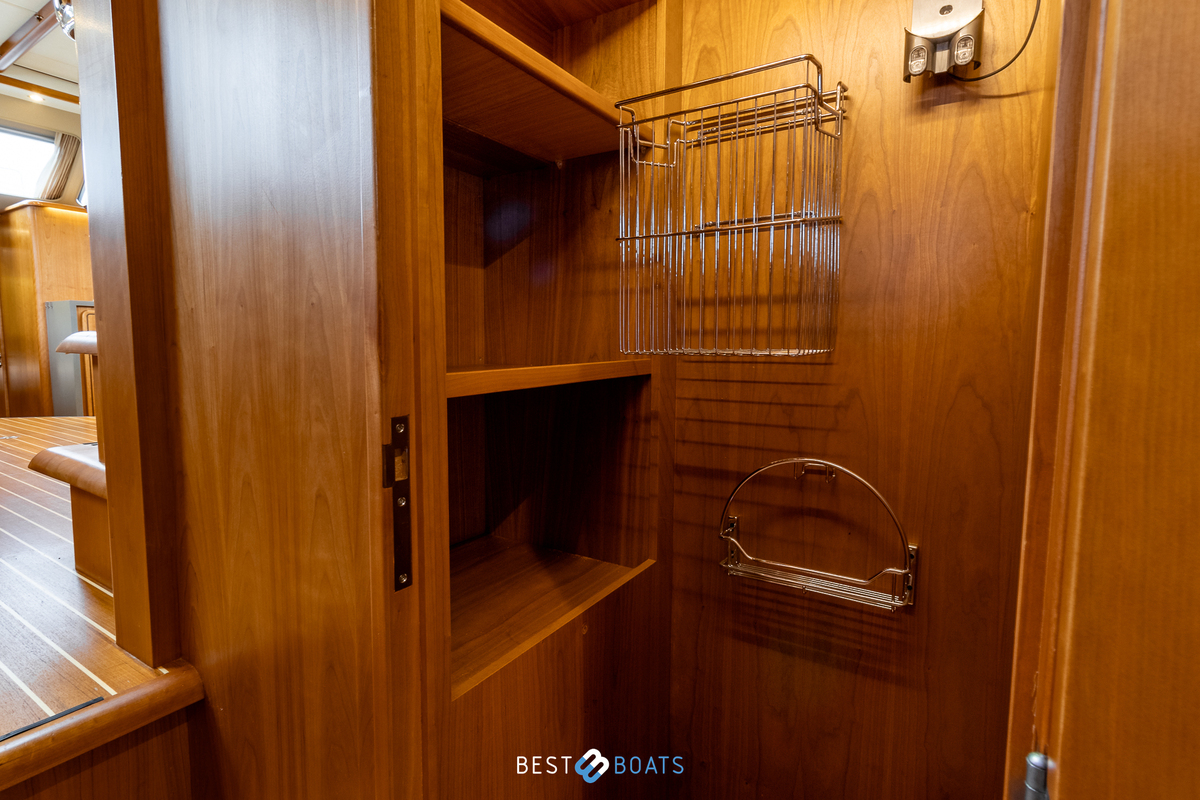 foto: 108 Linssen Grand Sturdy 500 AC Wheelhouse Long Top