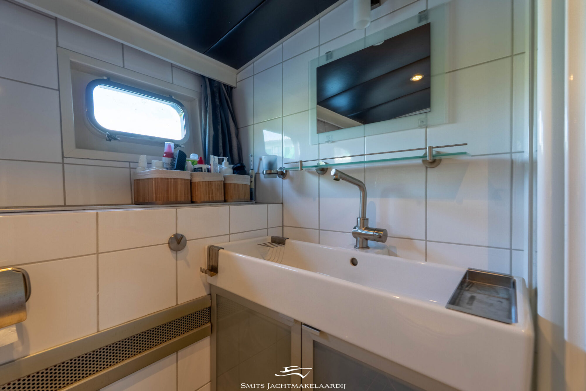 foto: 71 Van der Valk Valk Vitesse 54 Stabilizers